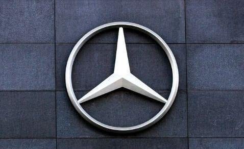因車標太像，奔馳三次將它告上法庭，結果奔馳連敗三次！