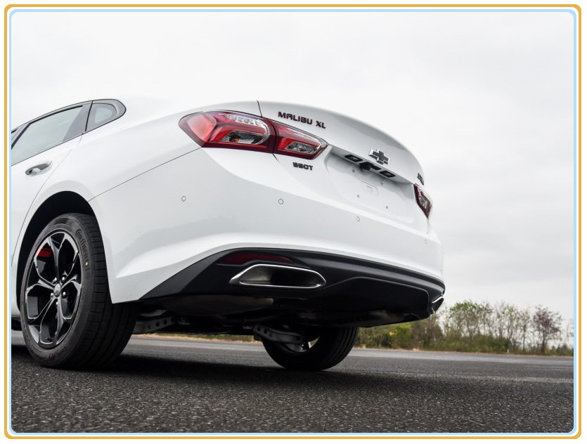 被車標害慘的B級車！車長4米9+進口發動機，跌破13萬，比雅閣厚道