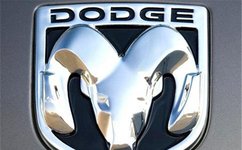 全球5大動(dòng)物車(chē)標(biāo)，前2個(gè)旗鼓相當(dāng)，誰(shuí)是真正的“叢林之王”？