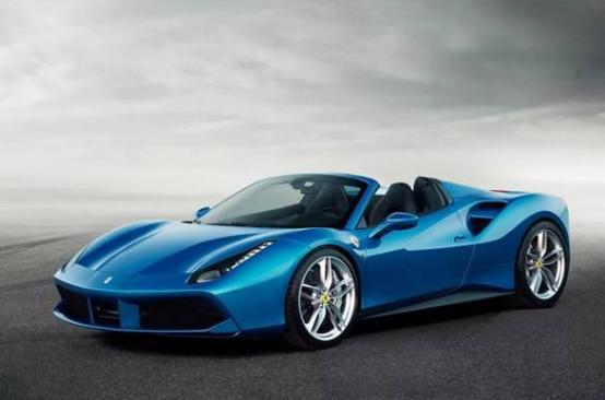 四個帶馬的車標，較后一款略顯掉檔次