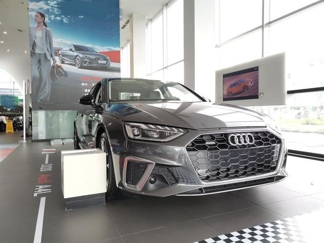 車標是國人較愛，比寶馬3系帥氣，破百6.6秒，30.58w起