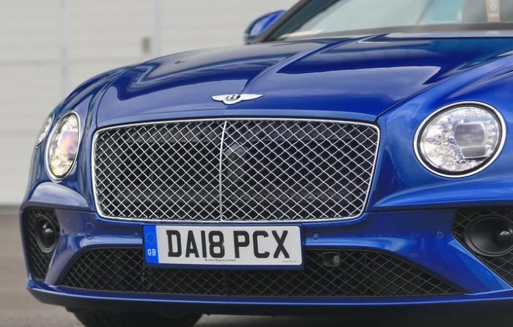 看到這6個車標保持500米距離，較后一個5000萬起，賣房子都不夠賠