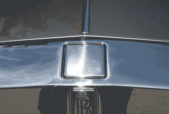 每款豪車LOGO背后都有一段不為人知的動人故事