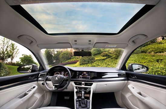 這款車除了LOGO和以前一樣，別的都變了