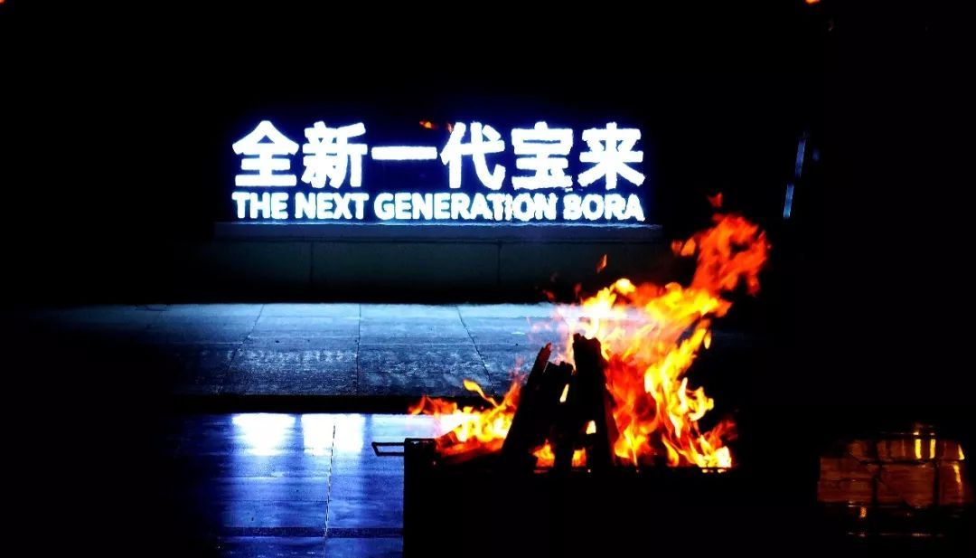 這款車除了LOGO和以前一樣，別的都變了