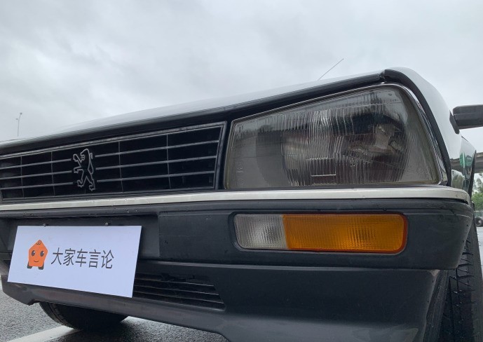 廣州唯一一臺標志505，致敬老車標志旗艦