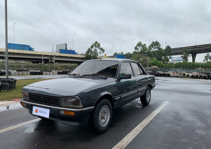 廣州唯一一臺標志505，致敬老車標志旗艦