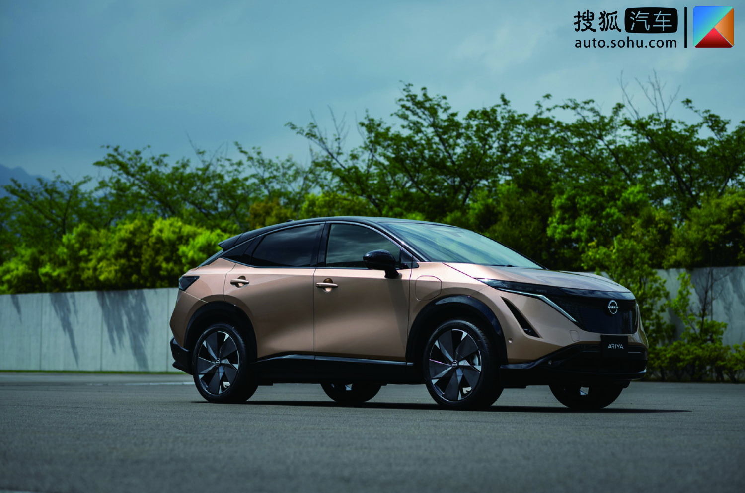 日產(chǎn)發(fā)布全新LOGO 新車Ariya全球首發(fā)