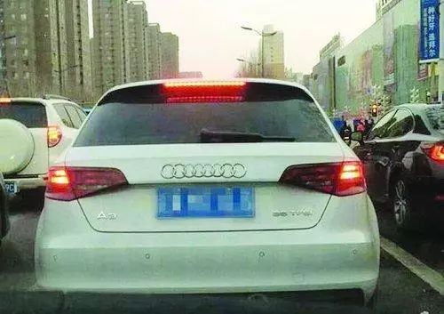 ?這些奇葩的汽車logo都是什么鬼！