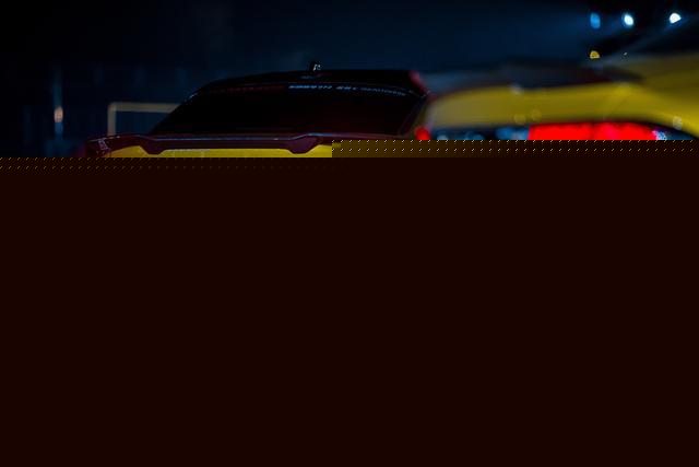 別看不起國產(chǎn)車標了！保時捷舊logo還不如寶駿，寶馬的舊車標更丑