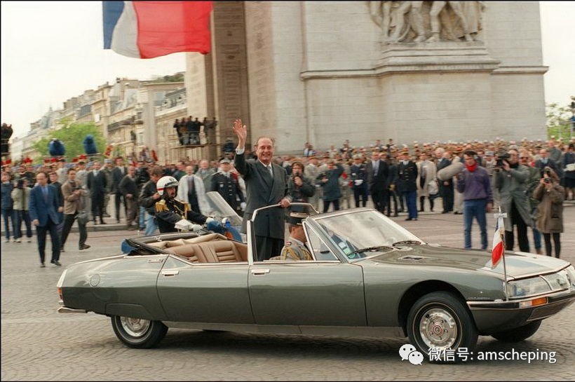 99.9%的人都不知道這車LOGO是雞！