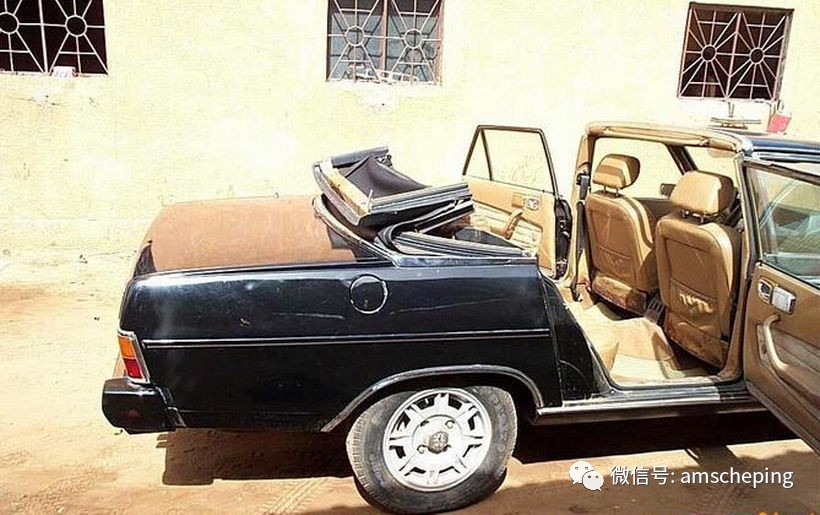 99.9%的人都不知道這車LOGO是雞！