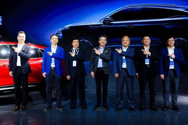 風(fēng)格獨具魅力 看獵豹汽車全新LOGO如何亮相上海車展