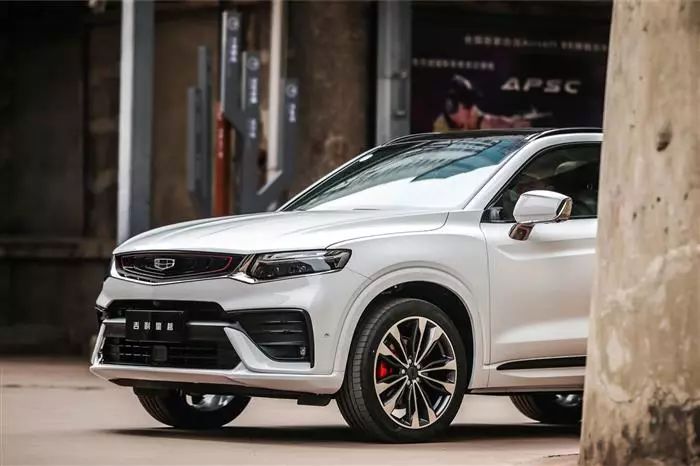 吉利全系車型或采用新logo