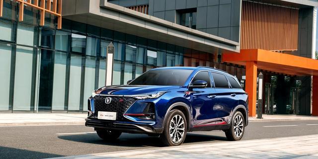 長安發布新LOGO，“黑化”車標是大勢所趨？網友：謳歌又尷尬了