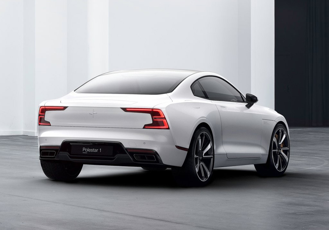 性能炸裂，來頭嚇人，但是99%的人連這車標(biāo)志都認(rèn)不得