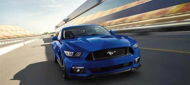 用馬做LOGO的五大品牌, 第四拖后腿, 較后一款設計師要被罵到下崗