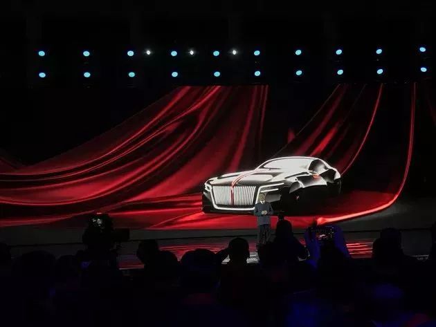 紅旗汽車換LOGO了：替換擁有54年歷史的葵花標