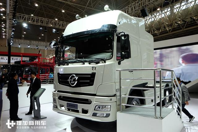 東風新推出的卡車品牌，LOGO很怪異，大家看看這內飾還行嗎？