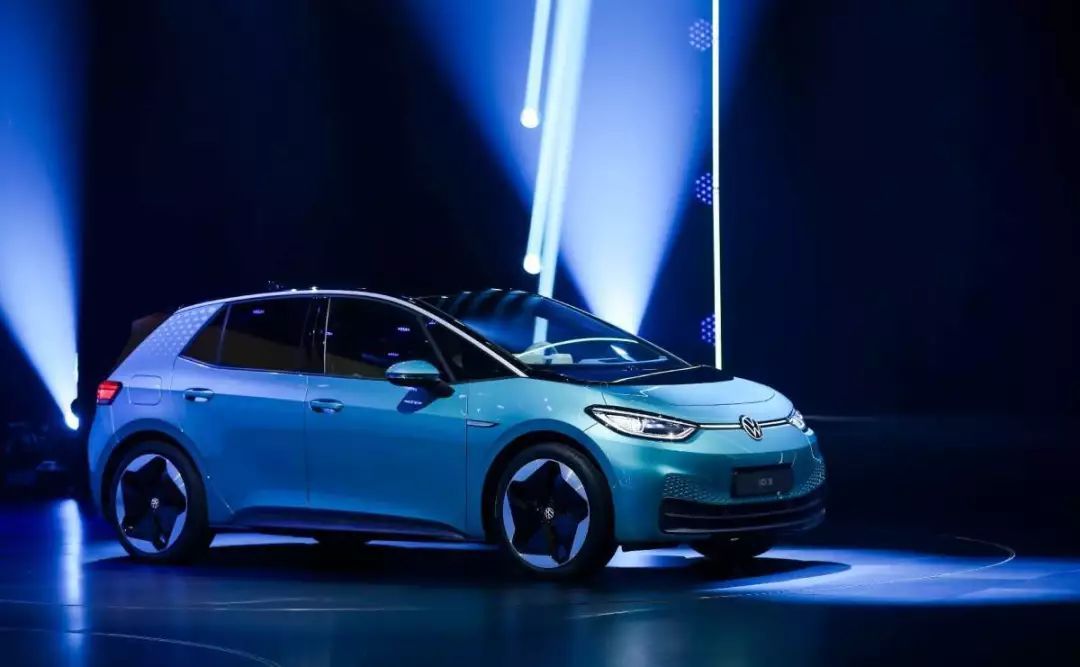 全新logo、純電ID.家族亮相、探影登場...這一刻遇見新大眾