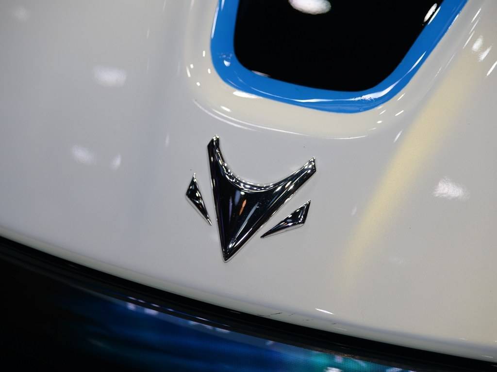 ?為了北汽車標(biāo)，車友操碎了心，他的設(shè)計(jì)比原標(biāo)不知好看多少倍