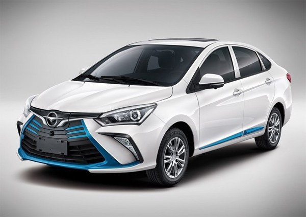 函數(shù)、符號、斗地主……現(xiàn)在的車名都這么起了？！