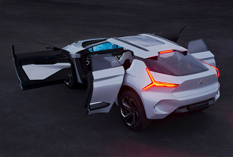 三菱汽車標志字體換新，并推出全新的全球品牌口號