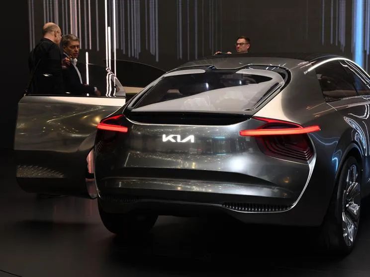 起亞確認更換新LOGO