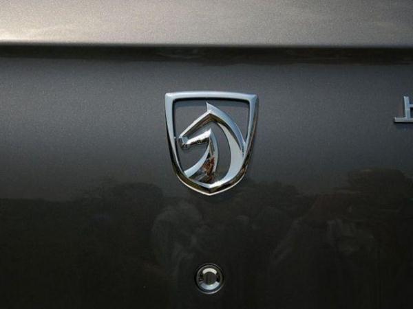 用馬做車標(biāo)的四種車：較后一個和前面三個差距不是一般的大