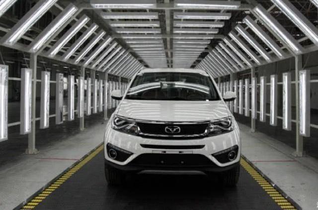 五糧液造車水落石出，車標酷似酒杯，網友：光便宜有啥用？