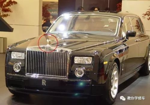 勞斯萊斯車標一碰自動收回，什么原理？