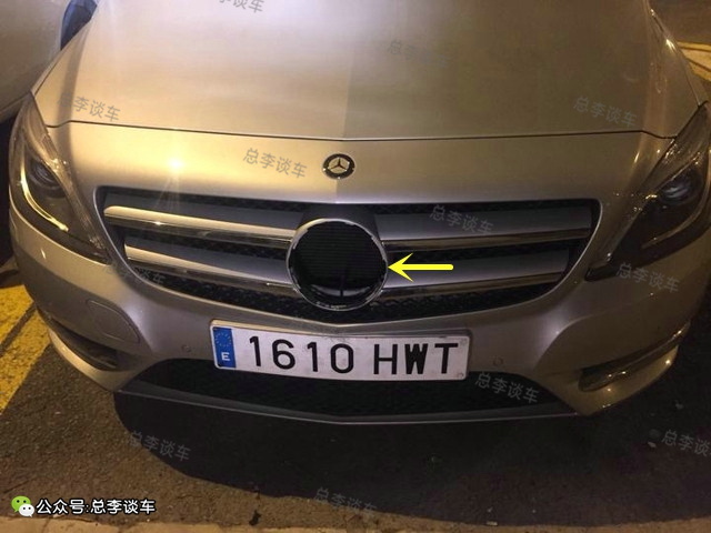 買輛奔馳，看別人的車標(biāo)能擰下來，不敢開車出門了