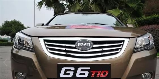 比亞迪新車標(biāo)“走紅”，來自網(wǎng)友的設(shè)計(jì)，果然高手在民間！