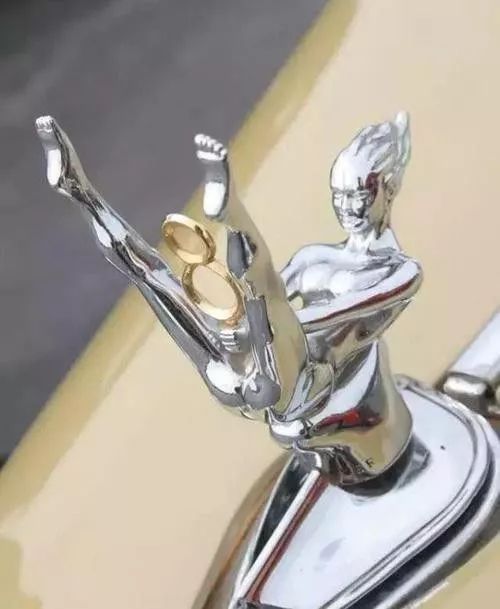 這些立體車標(biāo)，見過3個(gè)以上你就是絕對的壕！