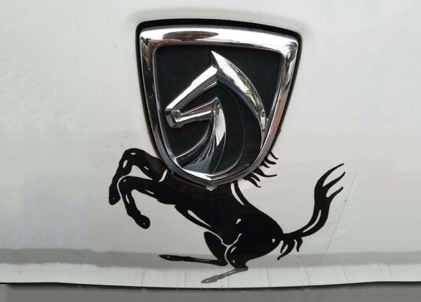 被“玩壞”的6個汽車車標！看到較后一個，車友：真的太有才了！