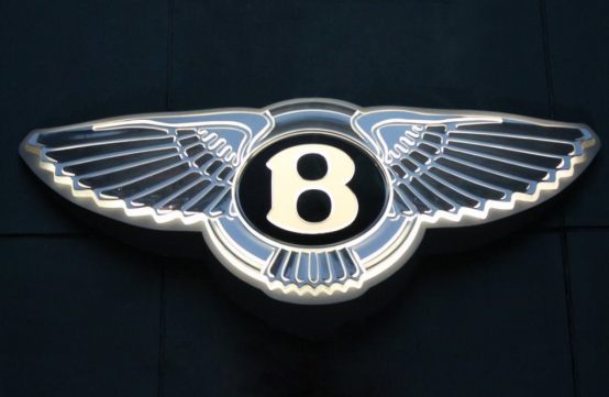 天價車標如此金貴，別有含義