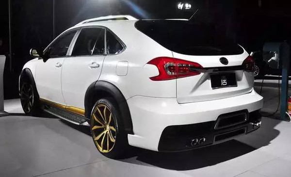 這幾款車車標看起來很低調但絕不好惹！