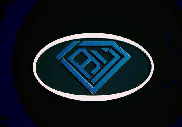 比亞迪可算舍得換車標(biāo)了！這世界上還有什么不可能呢？