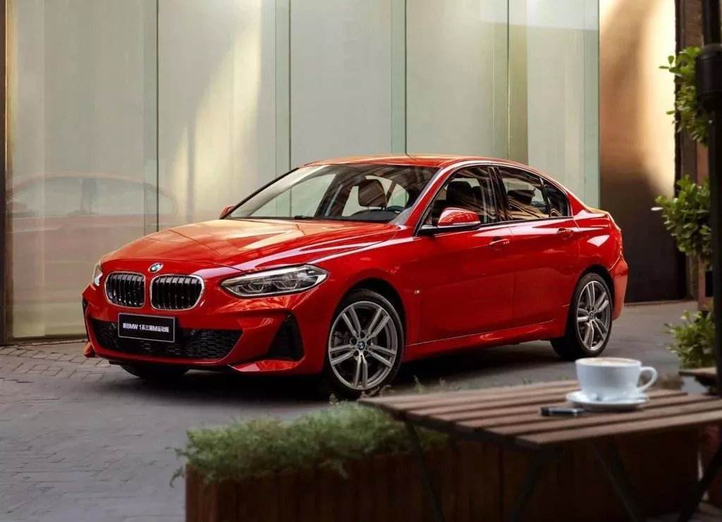 不是為了面子，這3款豪華品牌的車不要買，空有一個(gè)車標(biāo)沒(méi)內(nèi)在