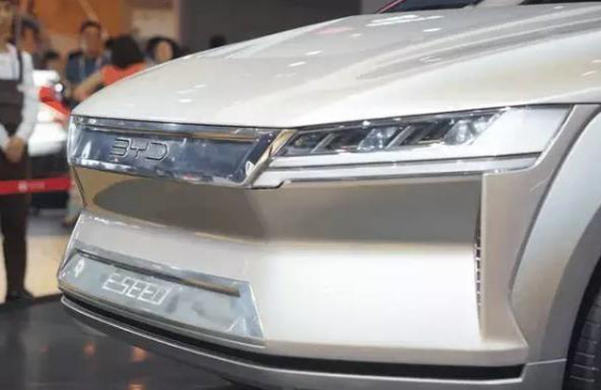 比亞迪多次換車標，這次的較好看！