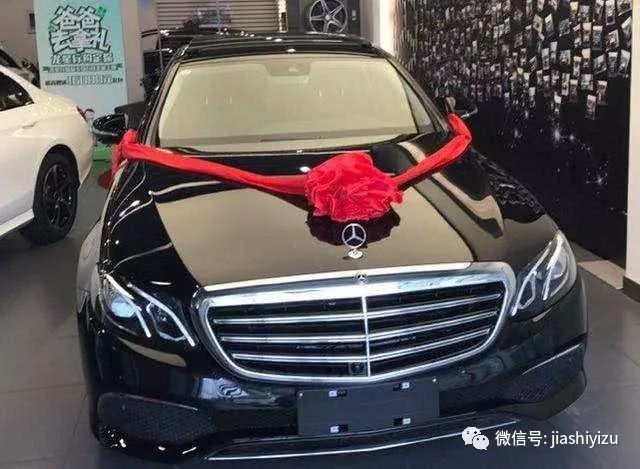 為何奔馳的車標有些是立著的？老司機說出其中玄妙，看完果斷換了