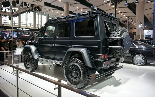 車(chē)標(biāo)帶個(gè)B卻不是賓利？大G換標(biāo)就敢賣(mài)700萬(wàn)，可添越看完都怕