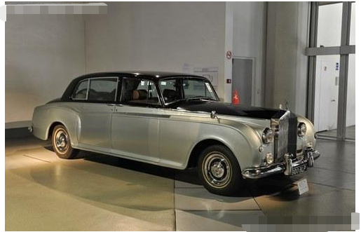 這個(gè)國(guó)產(chǎn)“勞斯萊斯”亮，車標(biāo)一模一樣，看到價(jià)格太良心