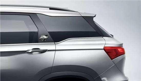 寶駿終于更換“驢頭”車標(biāo)，新車標(biāo)簡直不忍直視！網(wǎng)友：不如不換