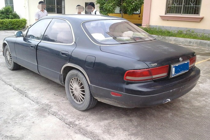 馬自達的高級車，當年與大奔齊名，看到車標很多人都不認識！