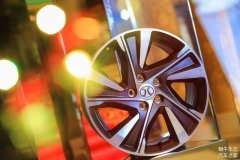 別嫌國產車標丑！看完凱迪拉