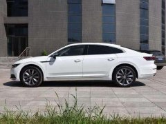 這肯定是個(gè)假大眾, 換個(gè)奧迪