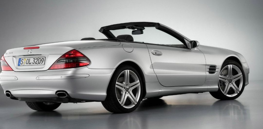 從苐yi個(gè)汽車(chē)出現(xiàn)到現(xiàn)如今的豪華品牌，奔馳的車(chē)標(biāo)演變歷史