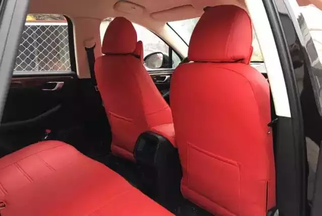 以假亂真？買眾泰送保時捷車標，教你十萬秒變百萬