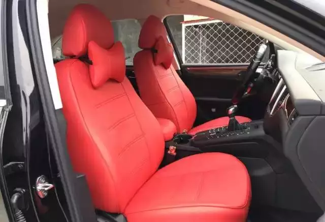 以假亂真？買眾泰送保時捷車標，教你十萬秒變百萬